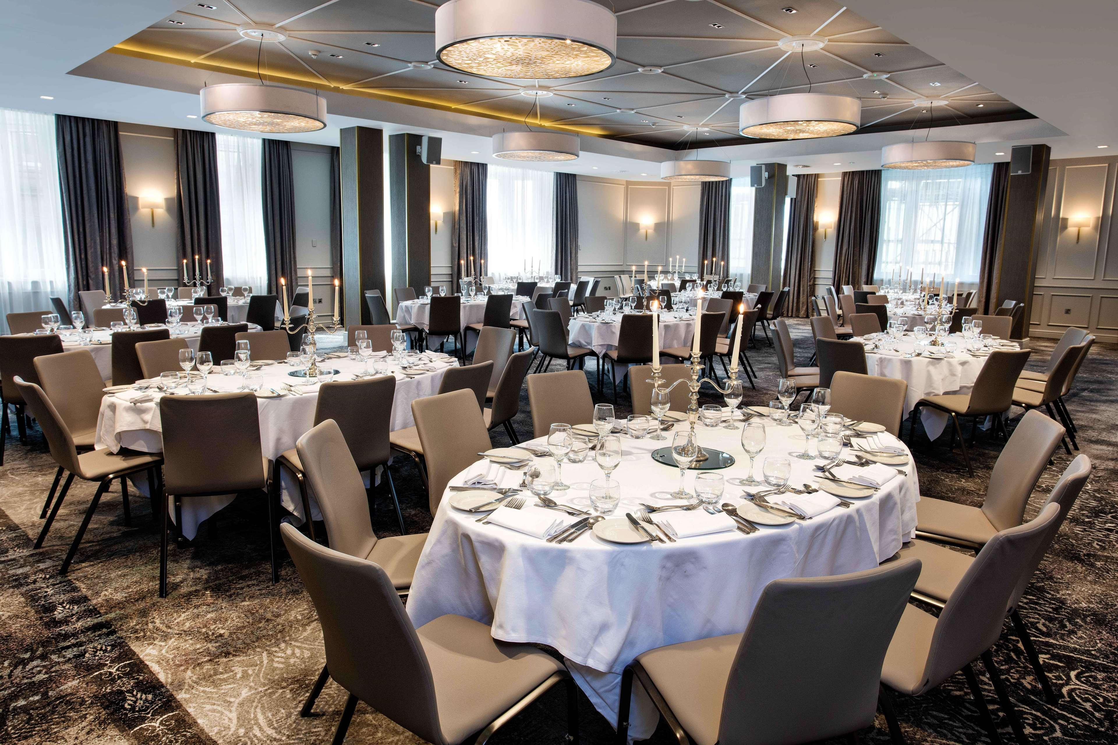 Hotel Hilton Carlton 4*